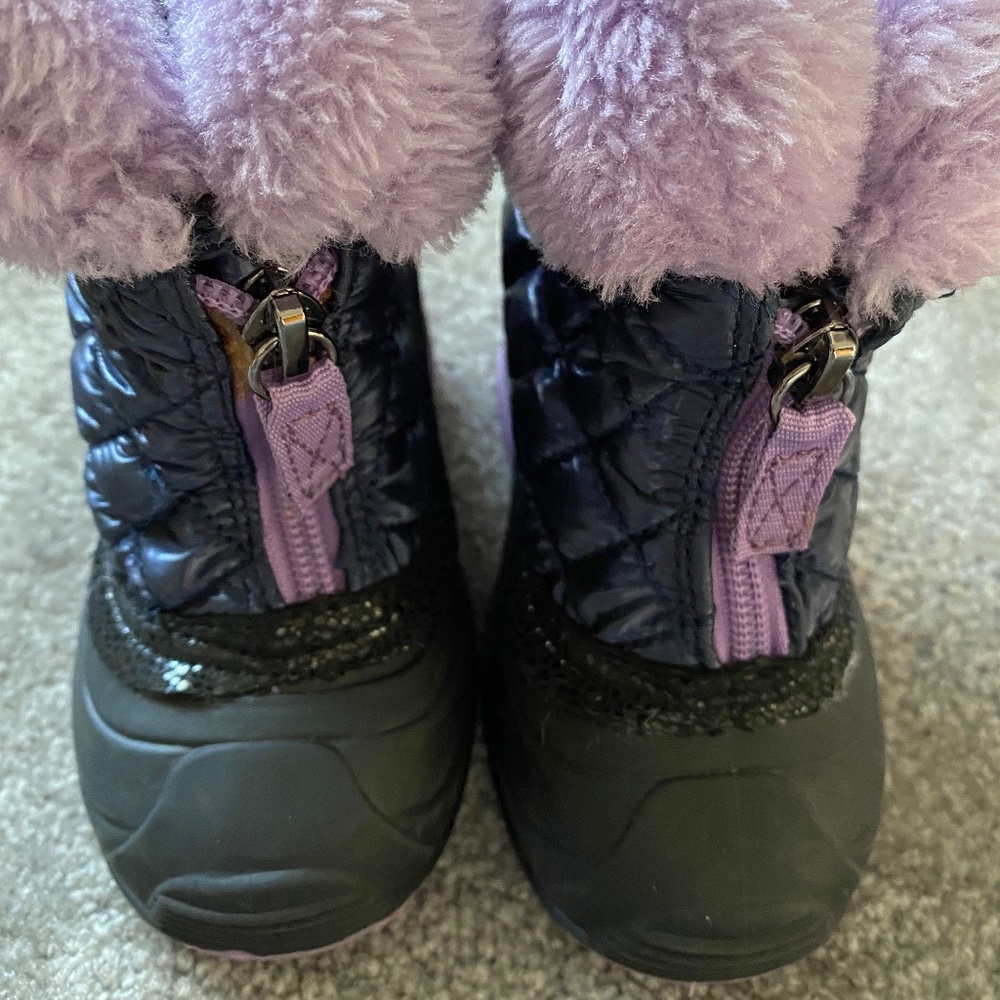 Kamik girls snow boots size 7